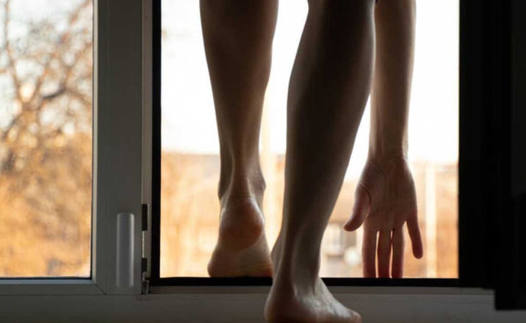 Toshkentda ayol ikki farzandi va o‘zini yuqori qavatdan tashladi