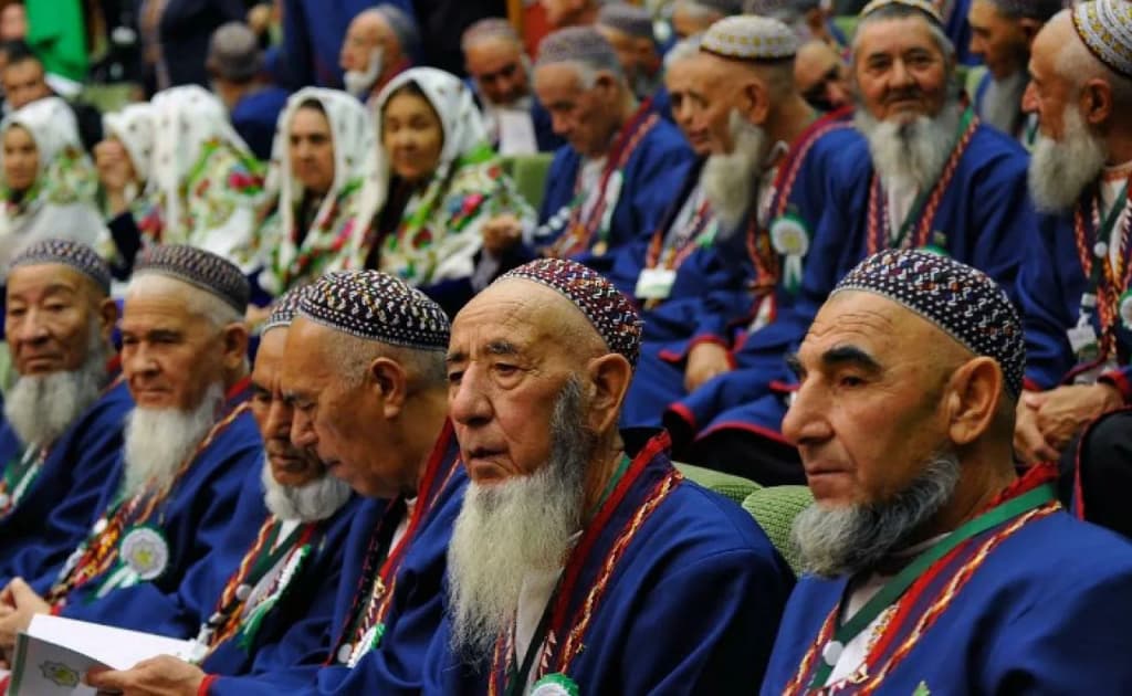 Turkmanistonda ish haqi va pensiyalarni oshirishni to‘xtatish taklif etildi