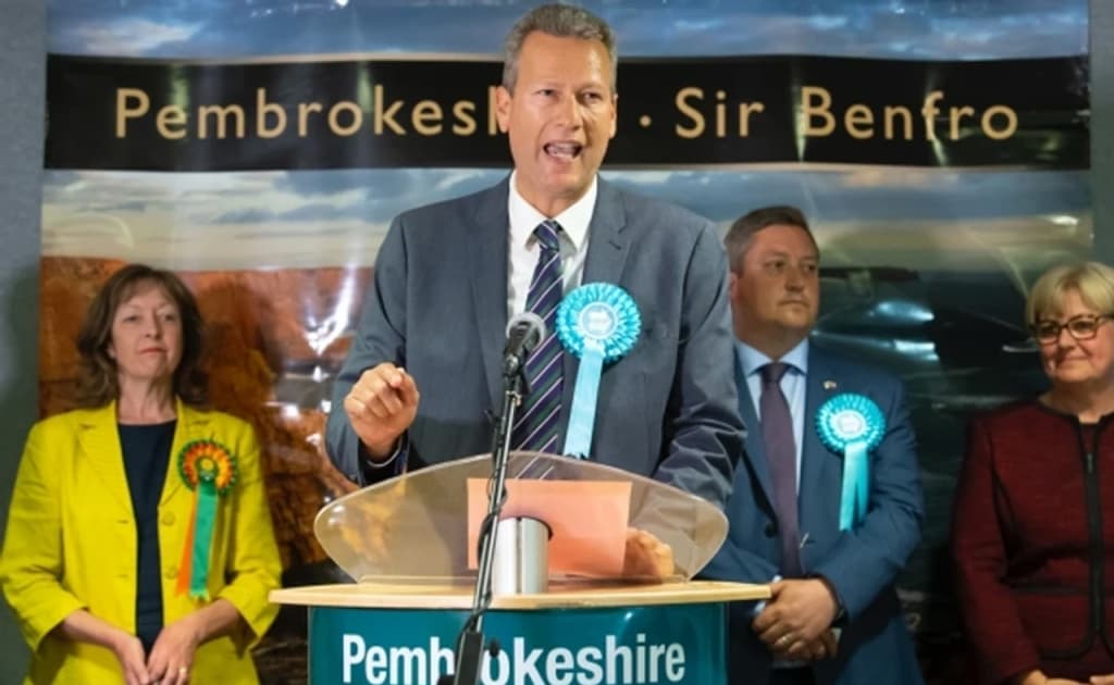 Yevroparlament sobiq deputati pul evaziga Rossiya manfaatlarini ilgari surgan