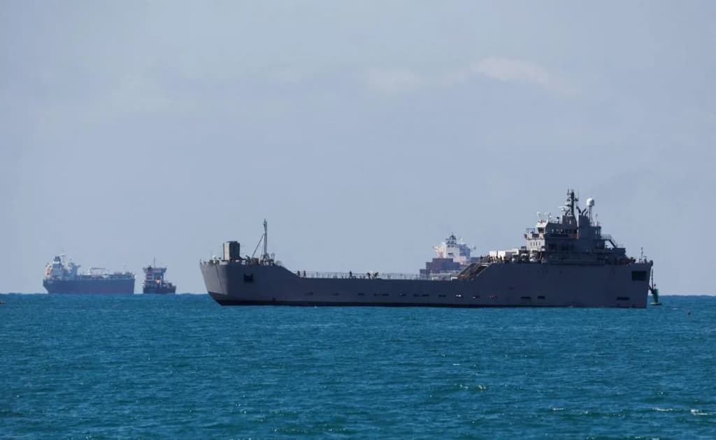 Vahimaga tushgan Isroil «Global sumud» flotiliyasida qolgan oxirgi kemani ham tutib oldi