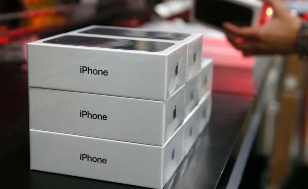 Mobil telefonlar importidagi qoidalar: bojxona to‘lovi qay holda undiriladi?