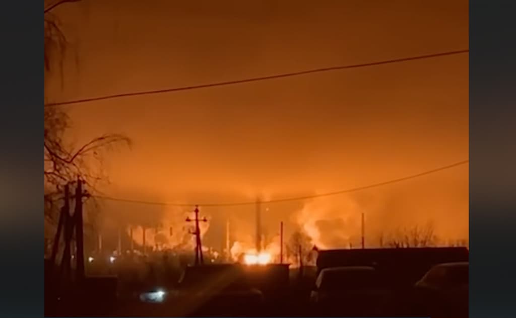 Ukraina Rossiyaning yirik neft zavodlaridan to‘rtinchisiga hujum qildi