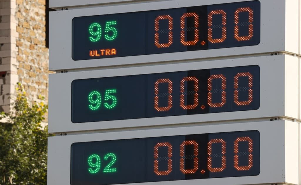 Rossiyada benzin narxi 14 yillik rekordni yangiladi