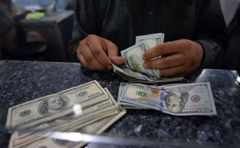 Bugun qaysi banklarda dollar ayirboshlash qulayroq?