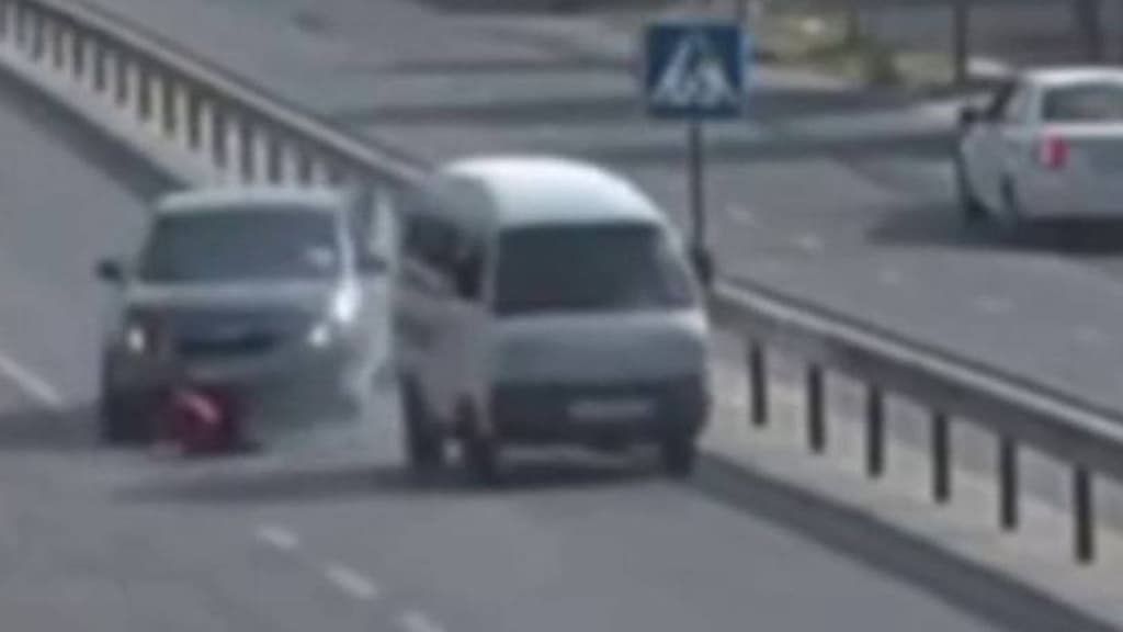 Parkentda «Cobalt» 9 yoshli bolani urib, sudrab ketdi