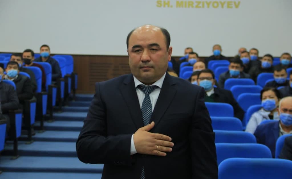 Mirzaobod tumani sobiq hokimi jinoiy javobgarlikka tortildi