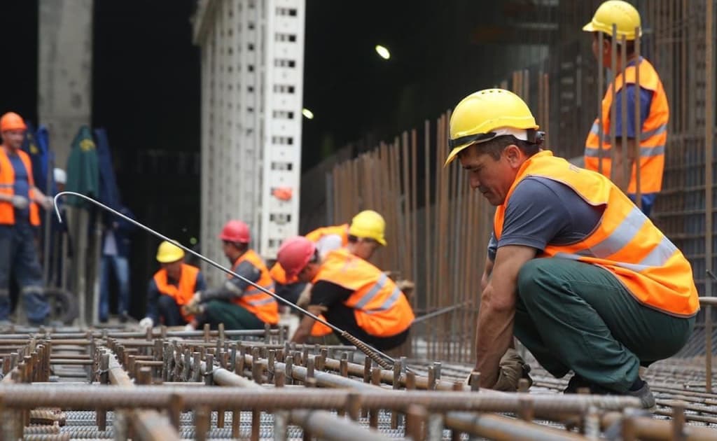 Rossiya 2026 yilda xorijiy ishchilar kvotasini 20 foizga oshirmoqchi