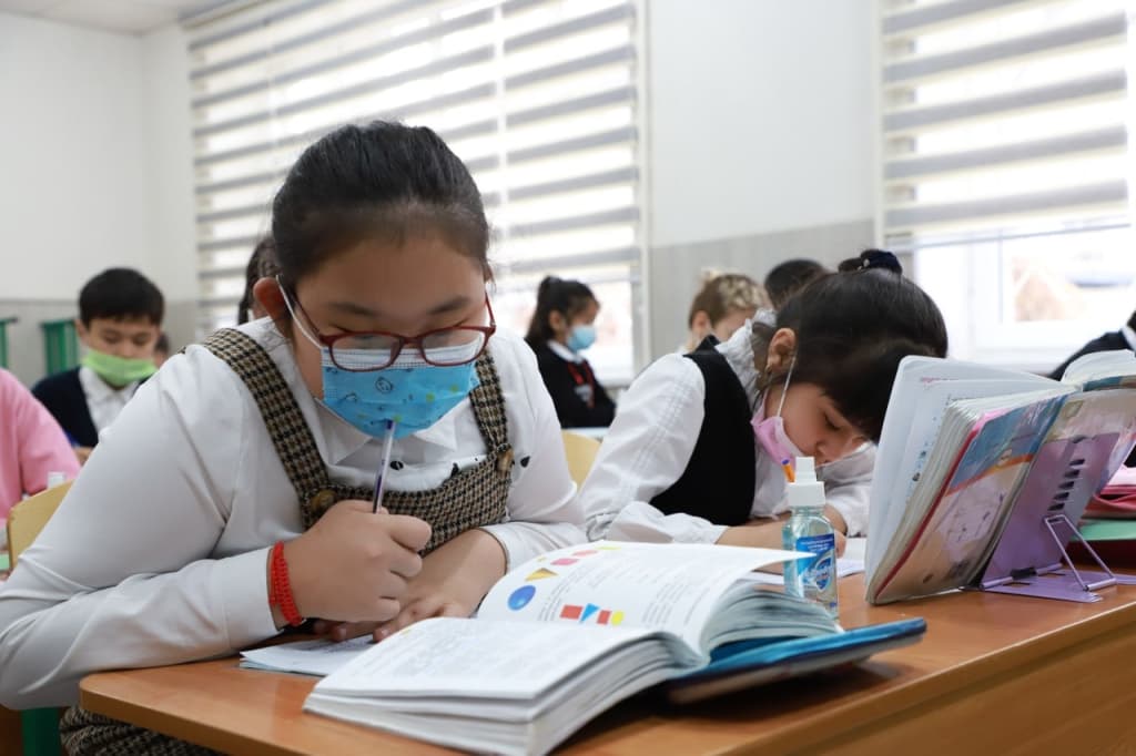 Toshkent maktablarida niqob taqish majburiy emas — SSV