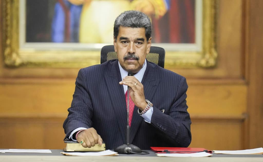 Maduro Tramp tahdididan so‘ng Putindan harbiy yordam so‘radi