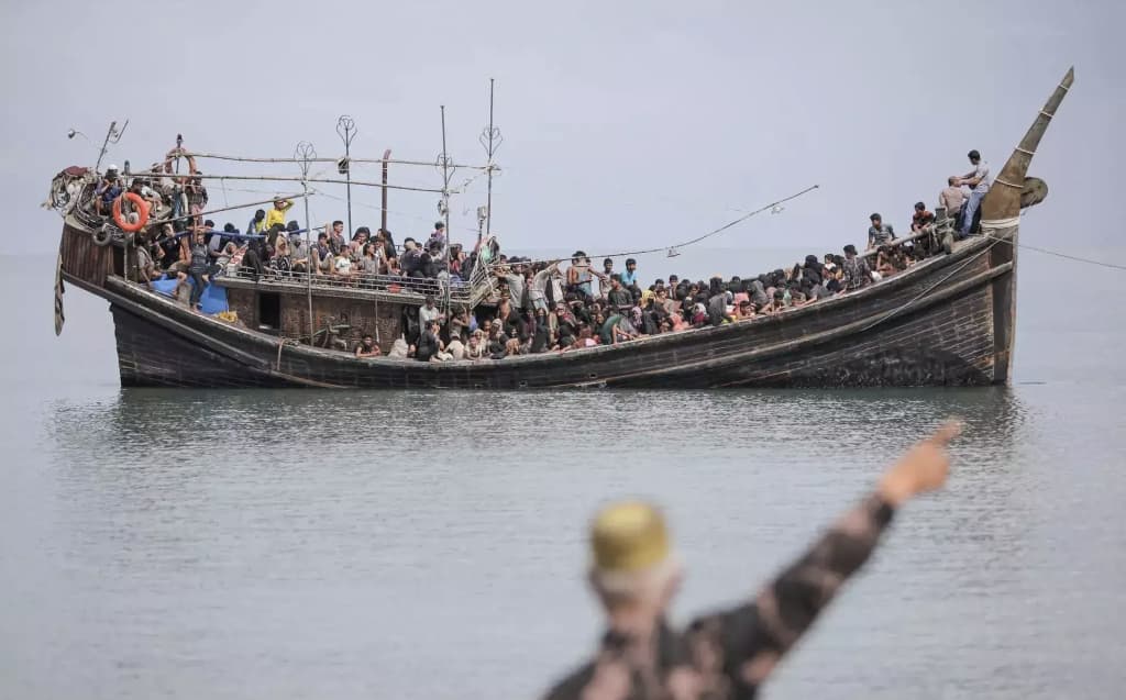 Myanma yaqinidagi ikki kemada 400 dan ortiq rohinja musulmonlari halok bo‘ldi