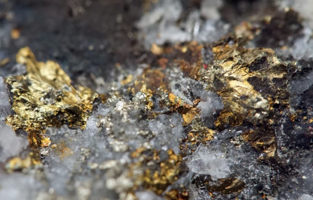 Olimlar Yer yadrosidan chiqayotgan ulkan yashirin oltin zaxiralarini aniqladi