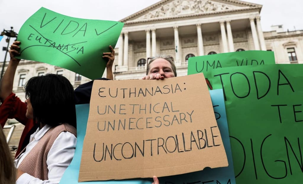 Fransiyada diniy yetakchilar qarshiligiga qaramay evtanaziya qonuni qabul qilindi