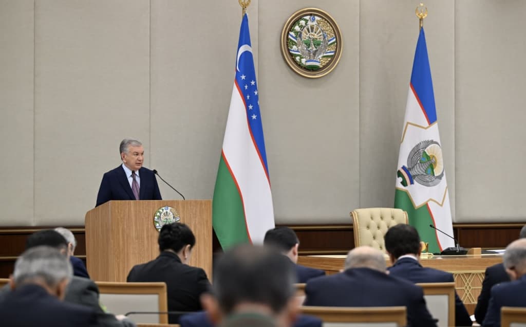 Prezident: «Qabulxonalar amalda «dispetcher» vazifasini bajarayotgani qayg‘uli holatdir.»