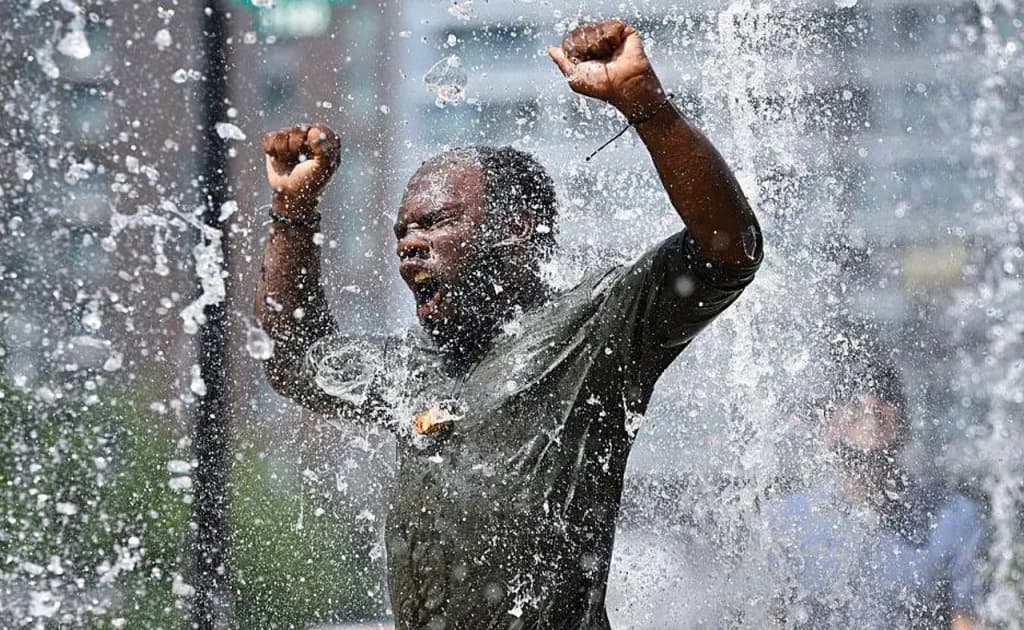 AQSHda issiqlik tufayli 150 dan ortiq kishi kasalxonaga yotqizildi