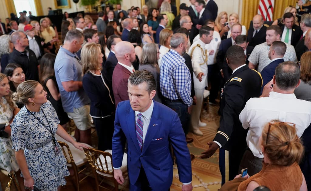 Tramp Eronga qarshi urush haqidagi vakolatlarini saqlab qoldi