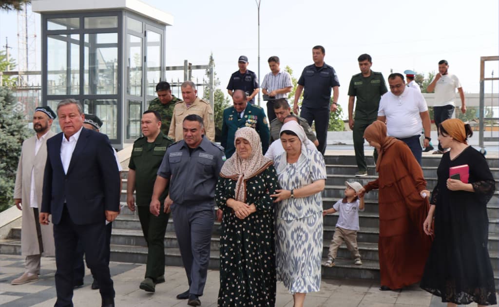 Andijonda pichoqlab o‘ldirilgan IIV xodimiga «Jasorat» medali berildi