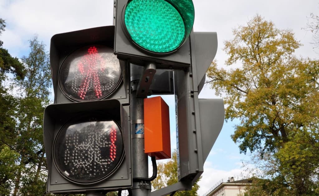 Yandex Uzbekistan Toshkentda svetofor signallarini real vaqtda namoyish eta boshladi