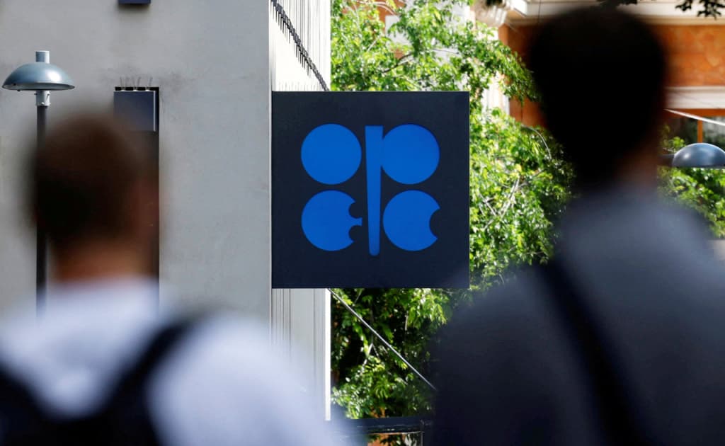 OPEC+ sentyabrda neft ishlab chiqarishni 547 ming barrelga oshiradi