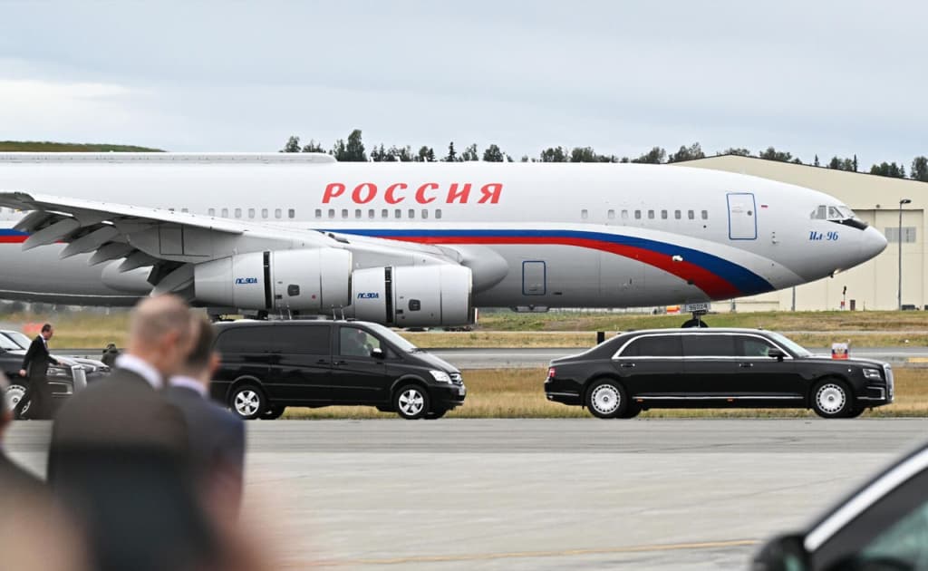 Sanksiyalar sababli Putin samolyotiga Alyaskada yonilg‘i naqd pulga  qo‘yilgan