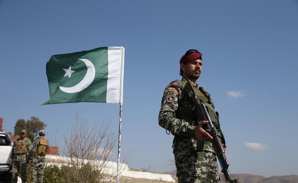 Urushlardan charchagan Afg‘onistonga endi Pokiston zarba bermoqda