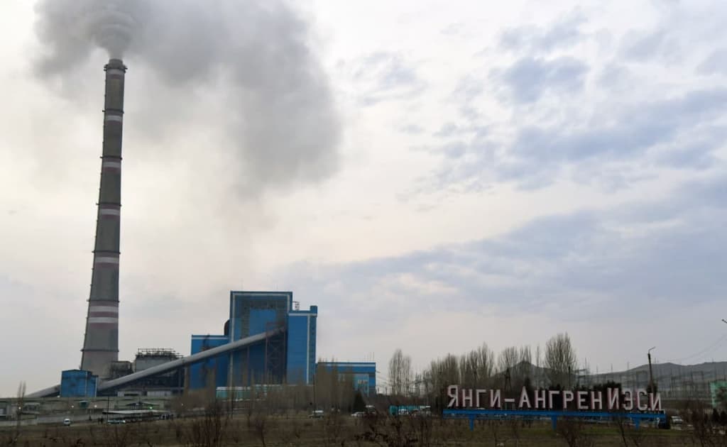 «Yangi Angren» IES havoga zararli moddalar chiqarayotganligi aniqlandi