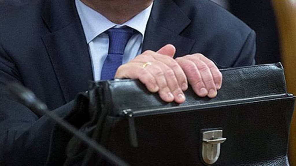 Oliy ta’lim vazirining barcha o‘rinbosarlari ishdan olindi