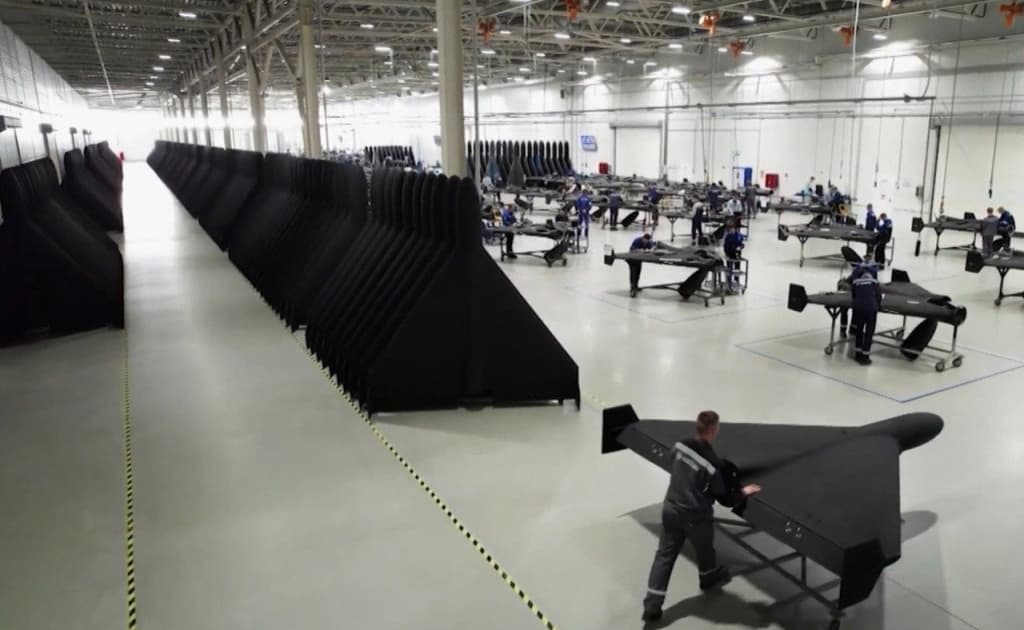 Rossiya dron hujumlarini 9 barobarga oshirdi — Ukrainaga 34 ming dron uchirildi