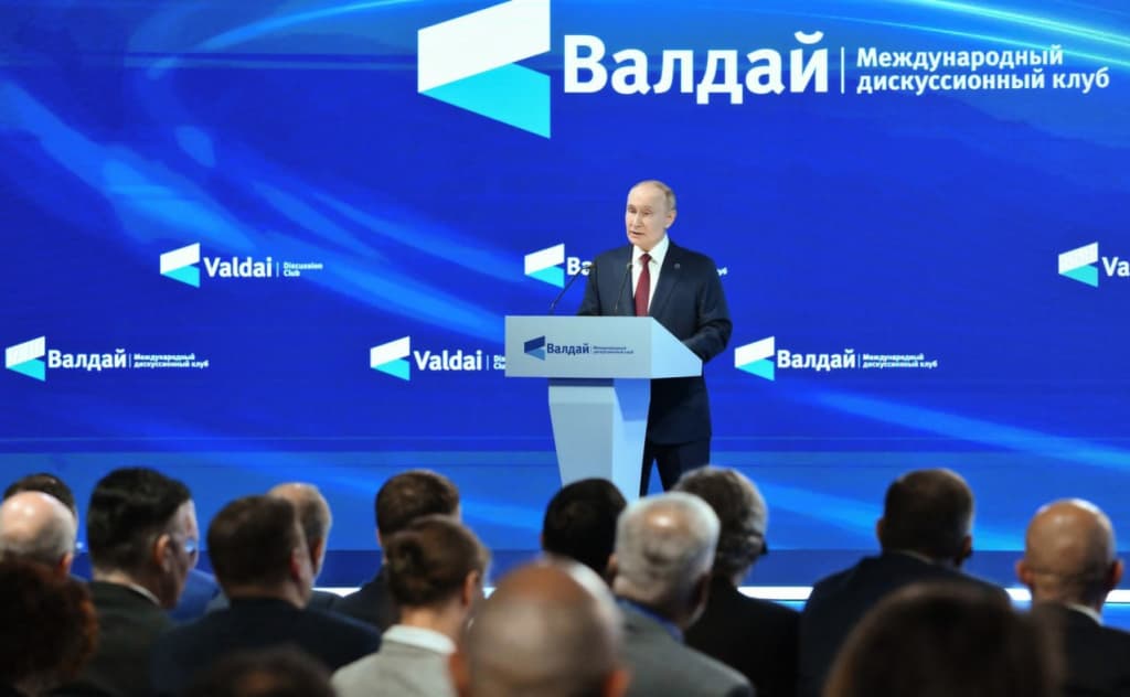 Vladimir Putin: «Taqiqlar samarasiz, biroq lomga qarshi boshqa lom ish beradi»