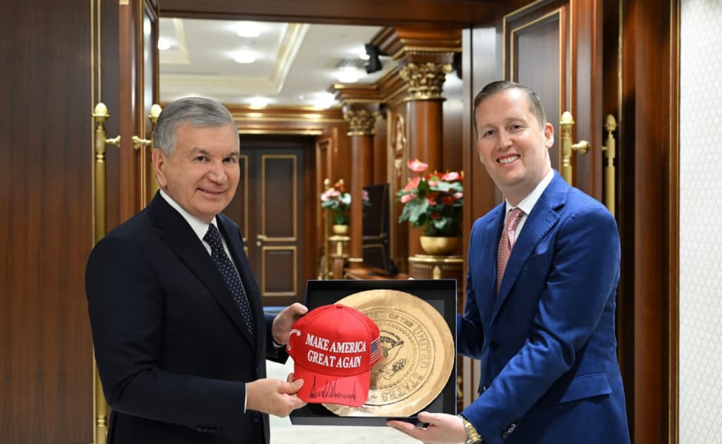 Mirziyoyev Trampning O‘zbekistonda tug‘ilgan maslahatchisi bilan uchrashdi