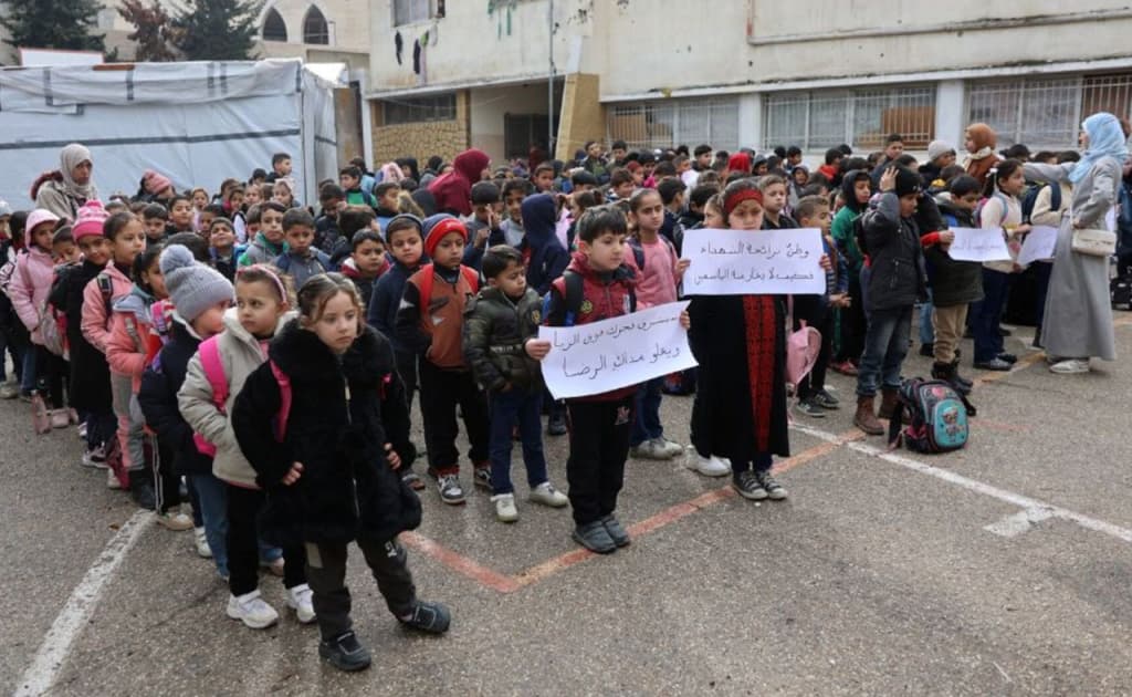 G‘azoda ikki yillik urushdan so‘ng maktablar yana ochilyapti