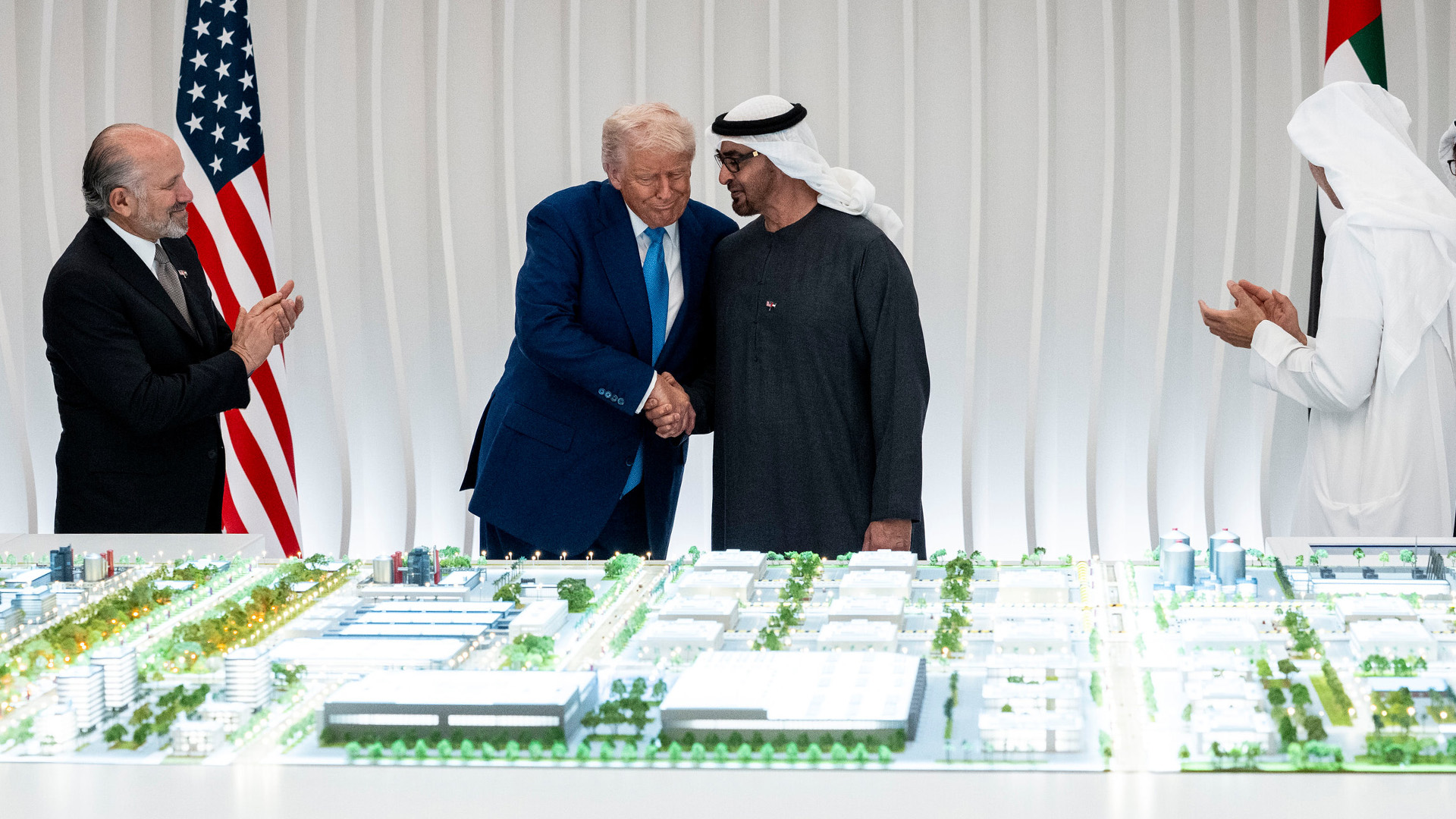 Trump uae