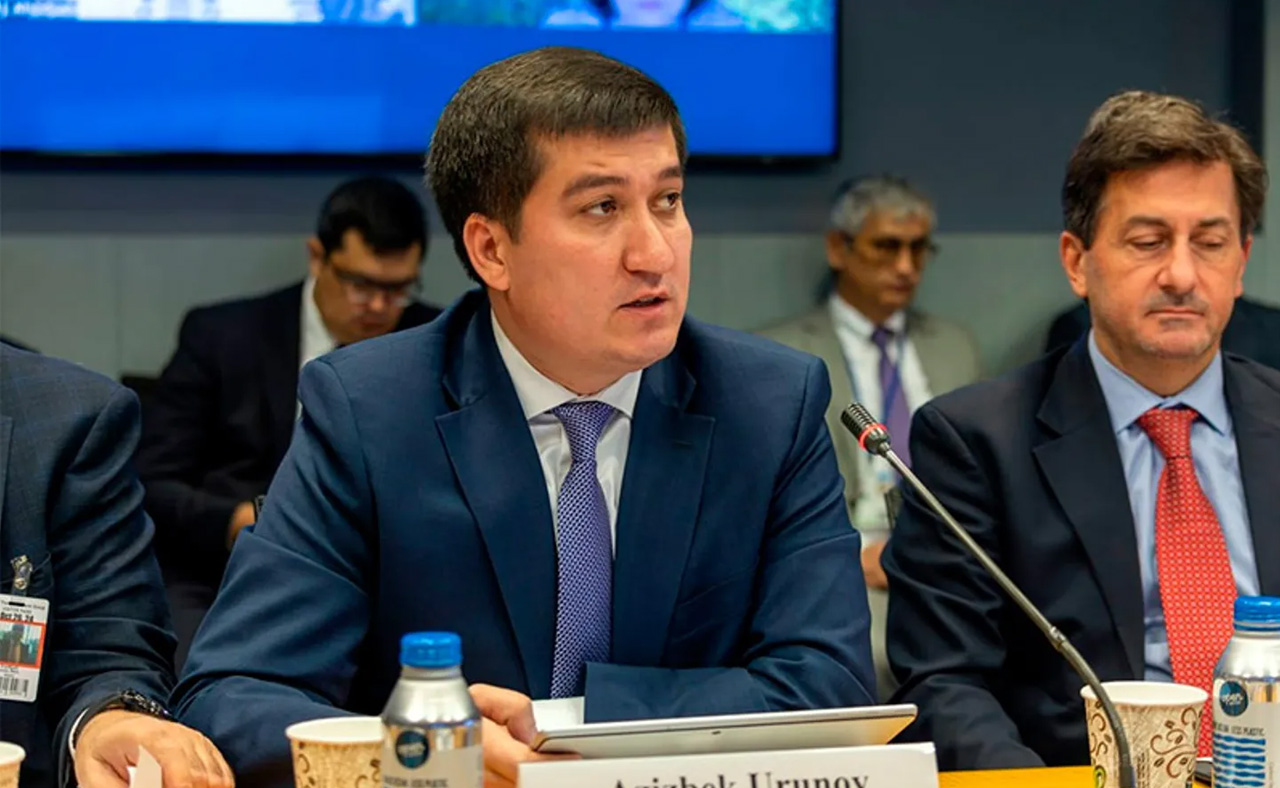 Azizbek urunov