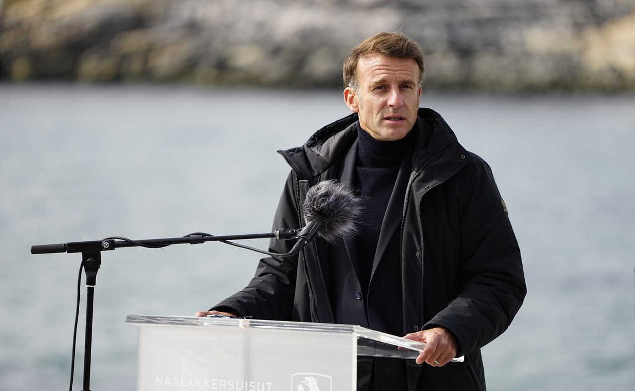 Macron greenland