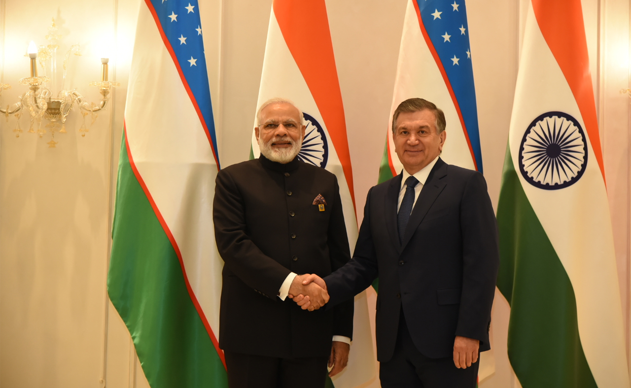 India uzb